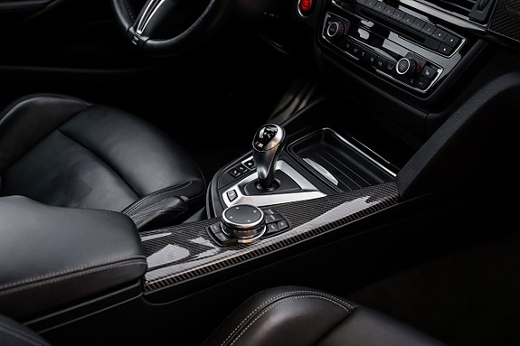 BMW M4 28 of 30