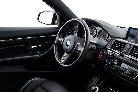 BMW M4 27 of 30
