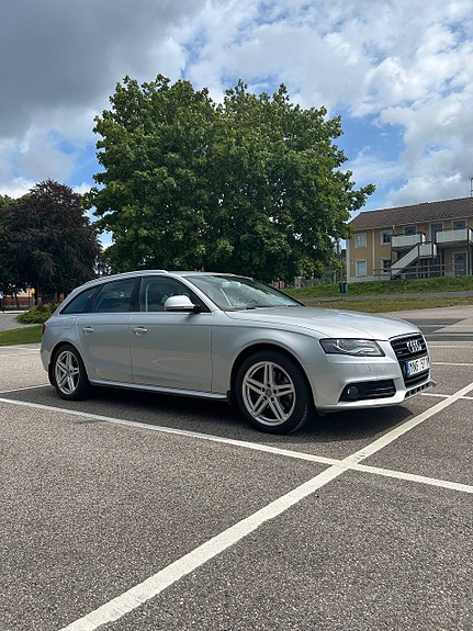 Audi A4 6 of 17
