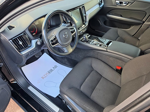 Volvo V60 8 of 14