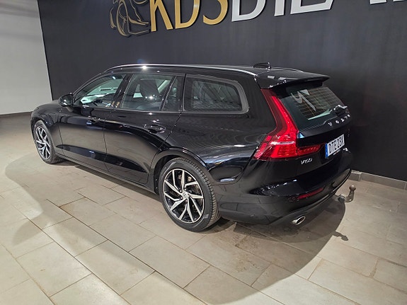 Volvo V60 14 of 14