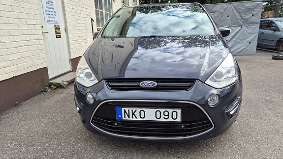 Ford S-MAX 3 of 23