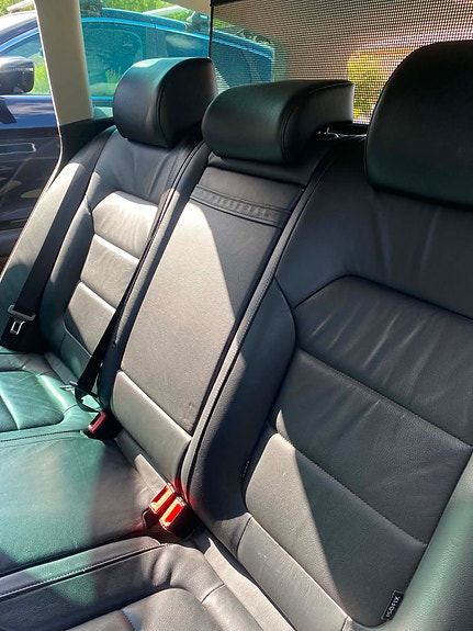 Volkswagen Passat 19 of 30