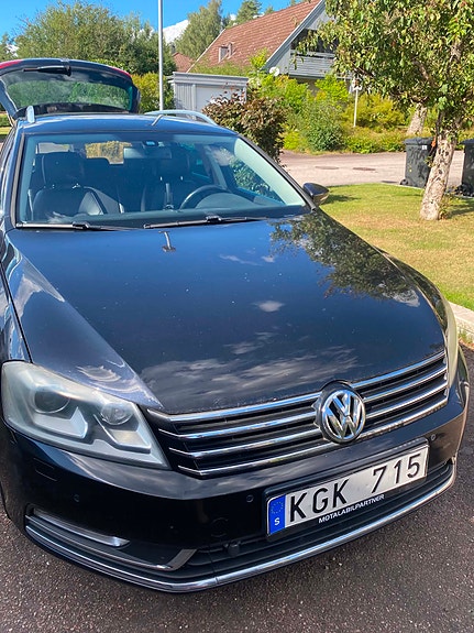 Volkswagen Passat 30 of 30
