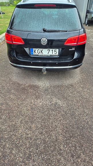 Volkswagen Passat 3 of 30