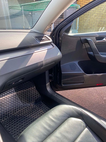 Volkswagen Passat 15 of 30