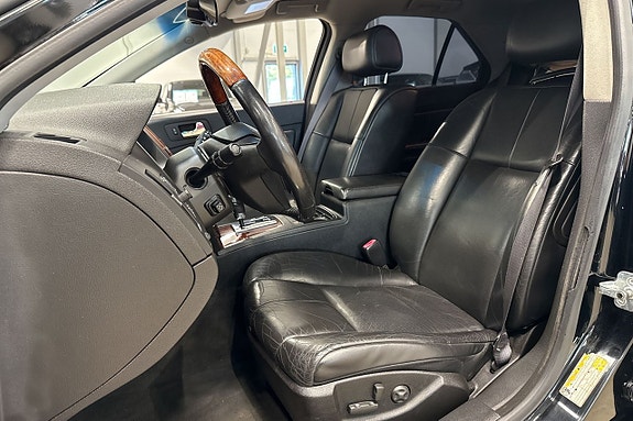 Cadillac STS 15 of 19