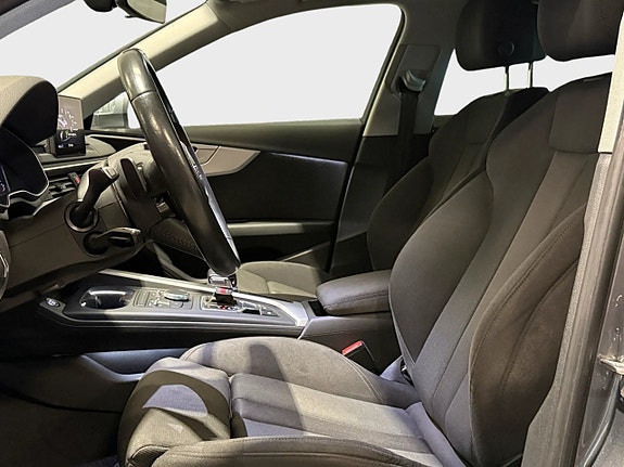Audi A4 8 of 12