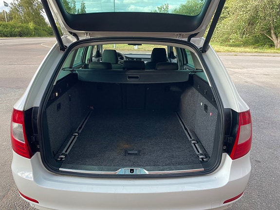 Skoda Superb 23 of 25