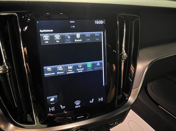 Volvo V60 Cross Country 13 of 15