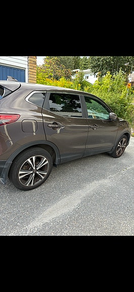 Nissan Qashqai 3 of 5