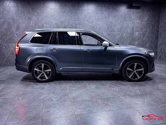 Volvo XC90 8 of 30