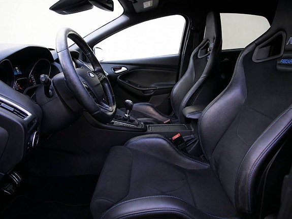 Ford Focus 15 of 23