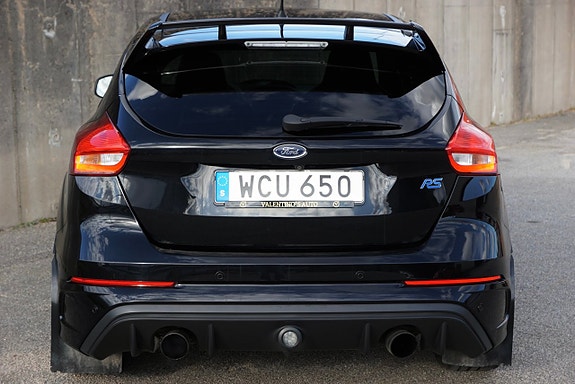 Ford Focus 12 of 23