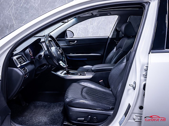 Kia Optima 10 of 30