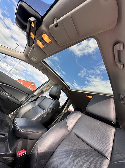 Honda CR-V 11 of 14