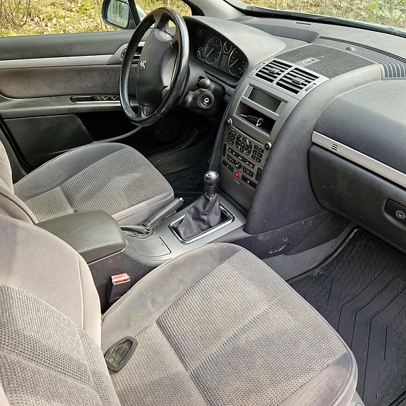 Peugeot 407 4 of 6