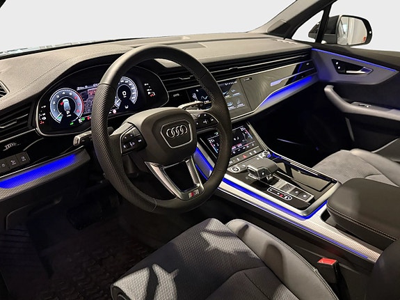 Audi Q7 11 of 13