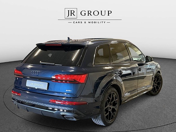 Audi Q7 6 of 13