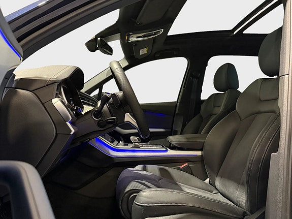 Audi Q7 8 of 13