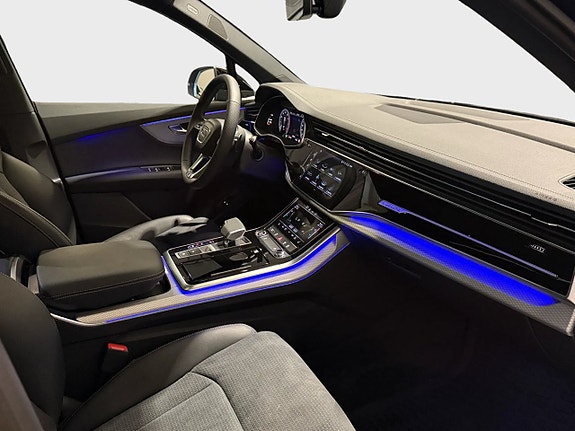 Audi Q7 12 of 13