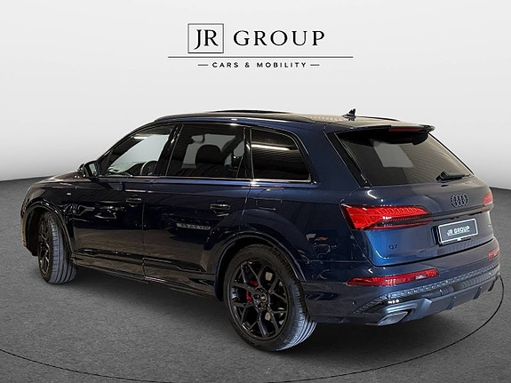 Audi Q7 4 of 13