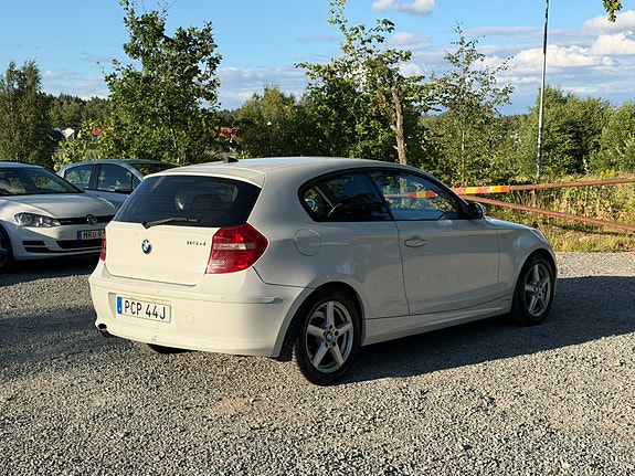 BMW 118d 3 of 19