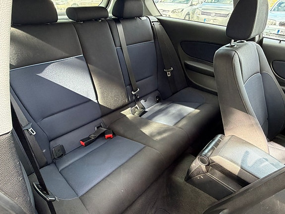 BMW 118d 15 of 18