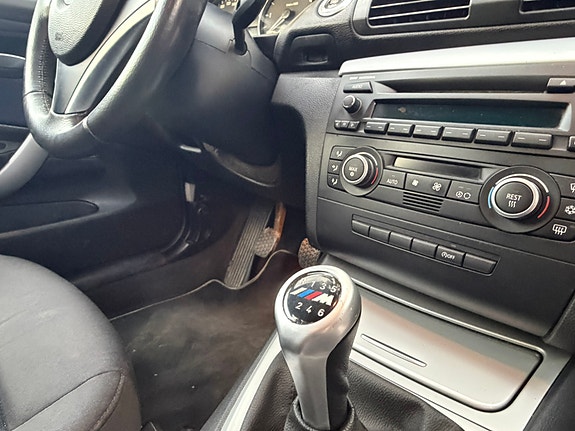 BMW 118d 14 of 19