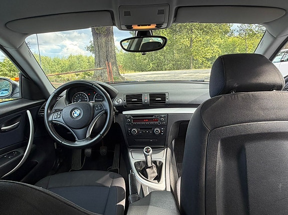 BMW 118d 13 of 18