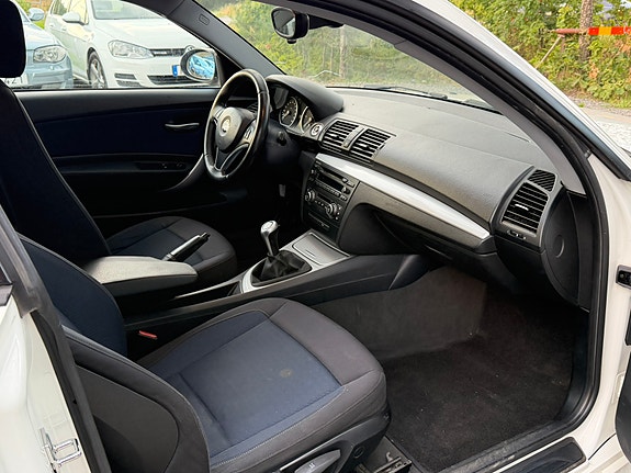 BMW 118d 12 of 19