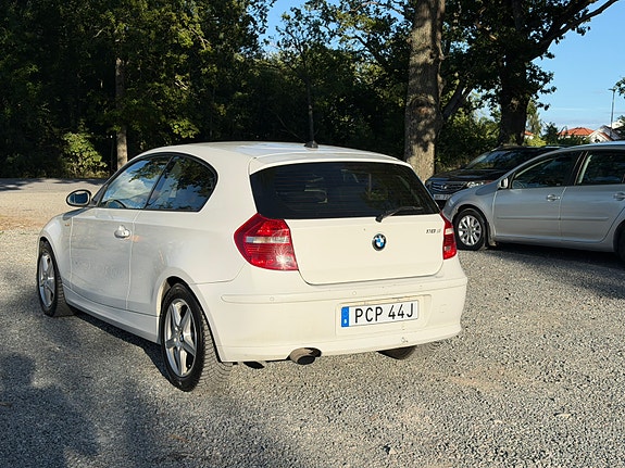 BMW 118d 8 of 19
