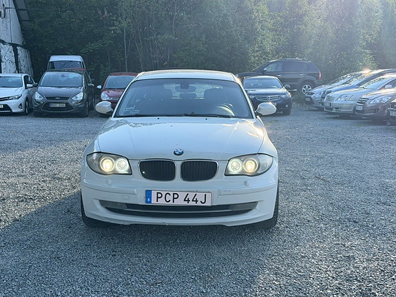 BMW 118d 2 of 19