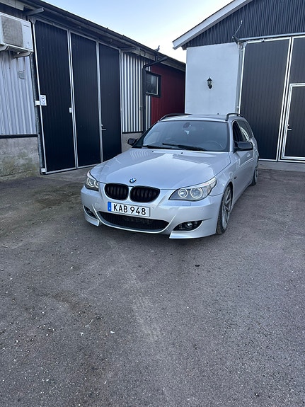 BMW 530d 2 of 6