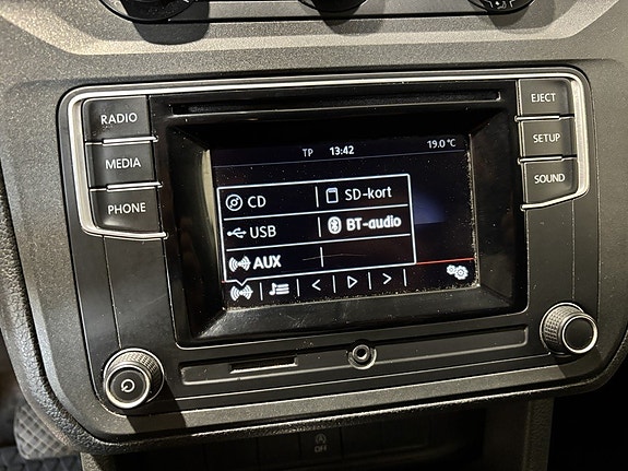 Volkswagen Caddy Maxi 20 of 26