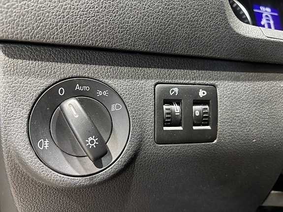 Volkswagen Caddy Maxi 22 of 26