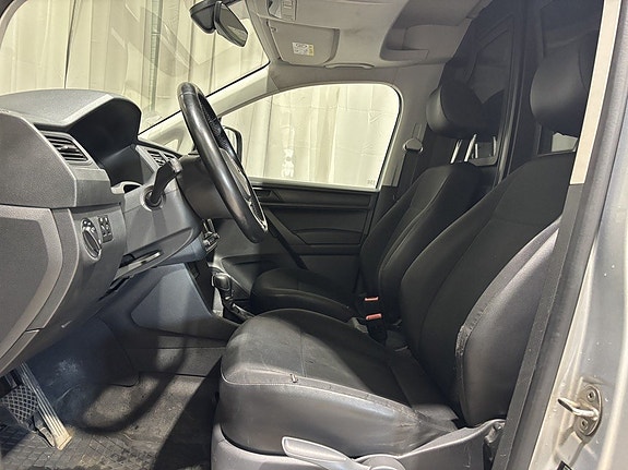 Volkswagen Caddy Maxi 13 of 26