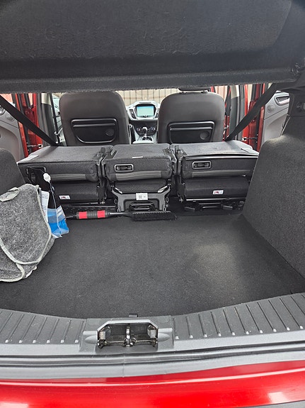 Ford C-Max 18 of 27