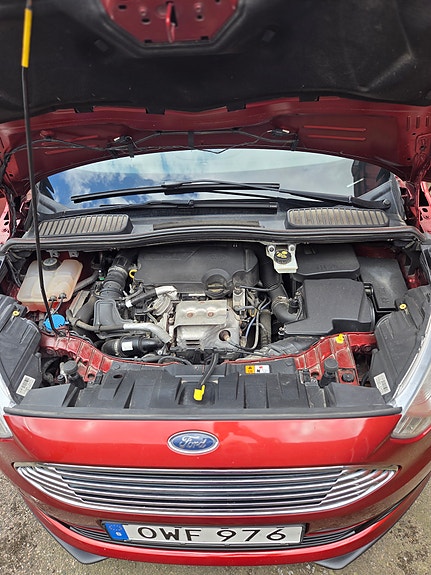 Ford C-Max 19 of 27