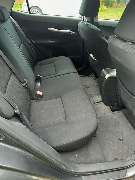 Toyota Auris 9 of 9