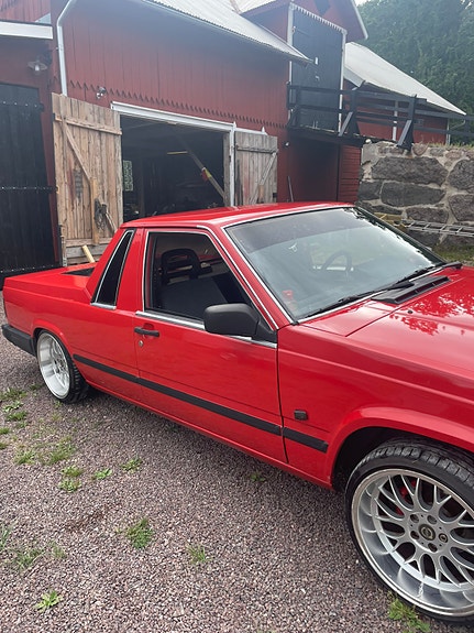 Volvo 740 3 of 6