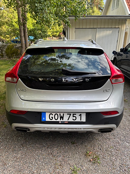 Volvo V40 Cross Country 6 of 8