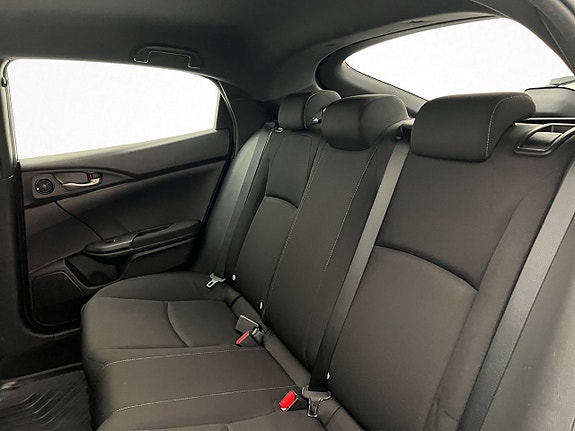 Honda Civic 15 of 27