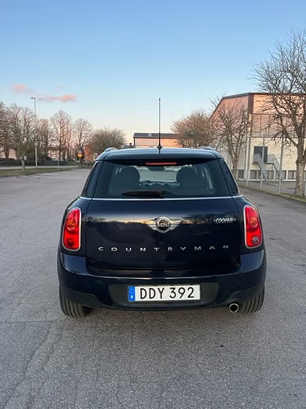 MINI Countryman Cooper 3 of 6