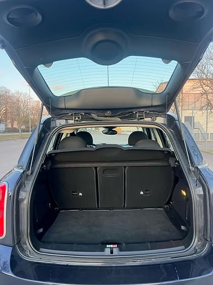 MINI Countryman Cooper 4 of 6