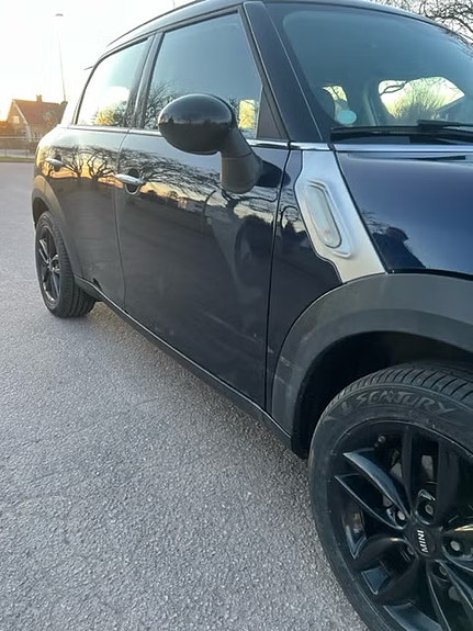MINI Countryman Cooper 5 of 6