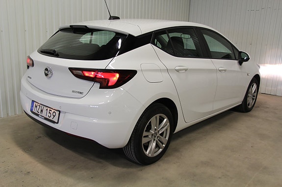 Opel Astra 4 of 20