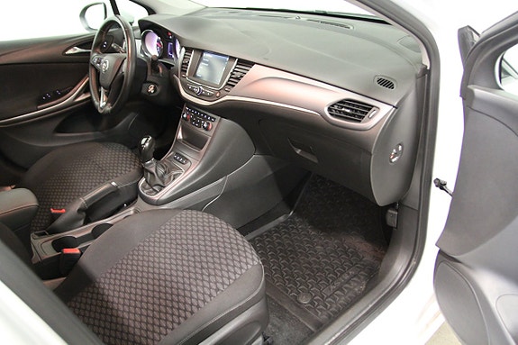 Opel Astra 12 of 20