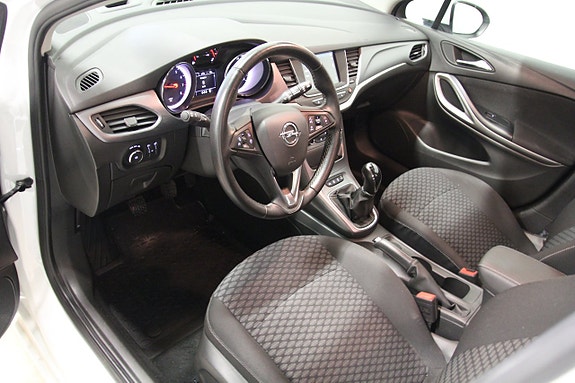 Opel Astra 9 of 20
