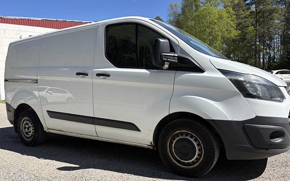 Ford Transit Custom 2 of 4